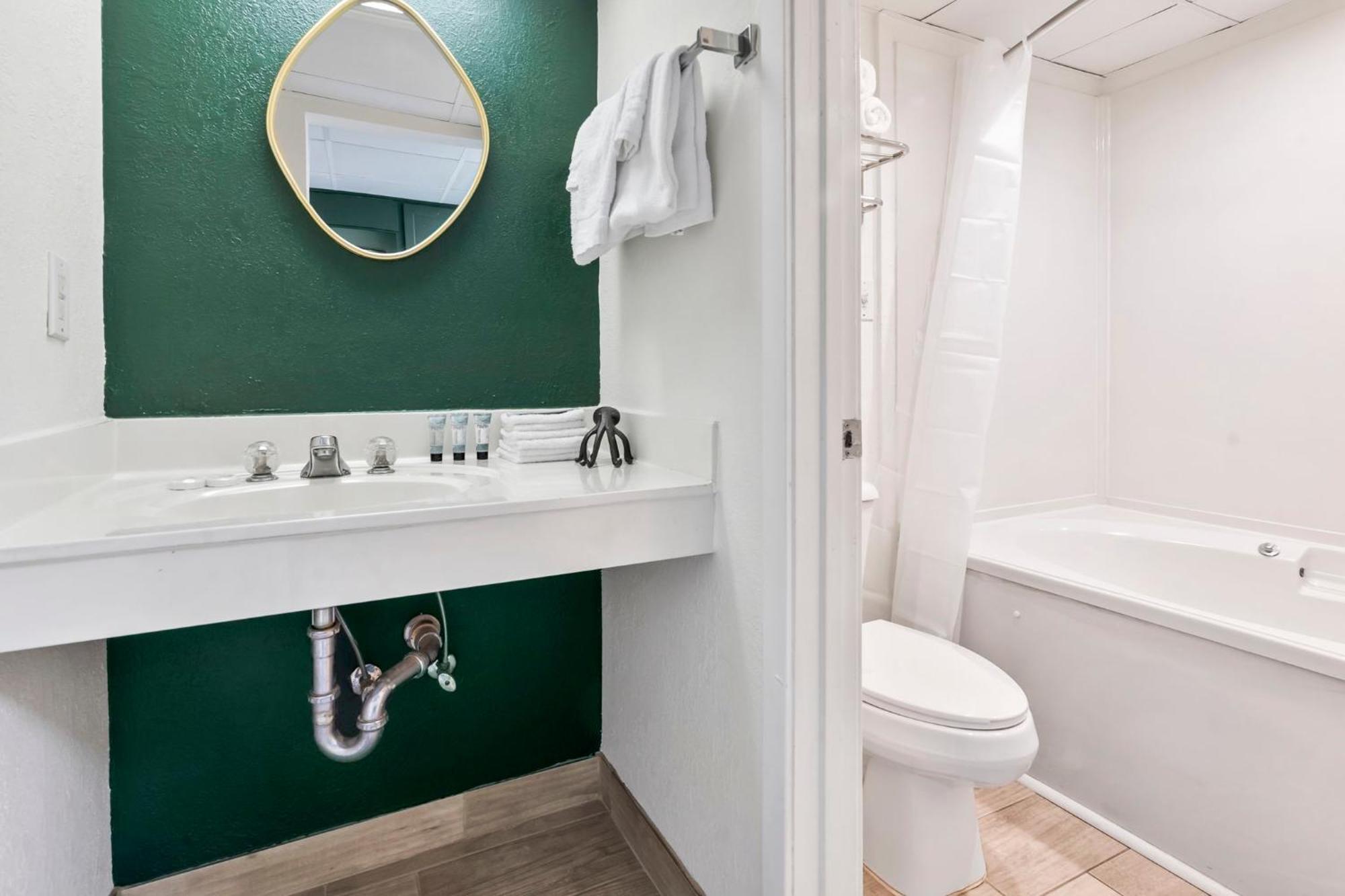 Recently Remodeled Double Queen Condo- Oceanfront Views! Boardwalk 135 Myrtle Beach Extérieur photo
